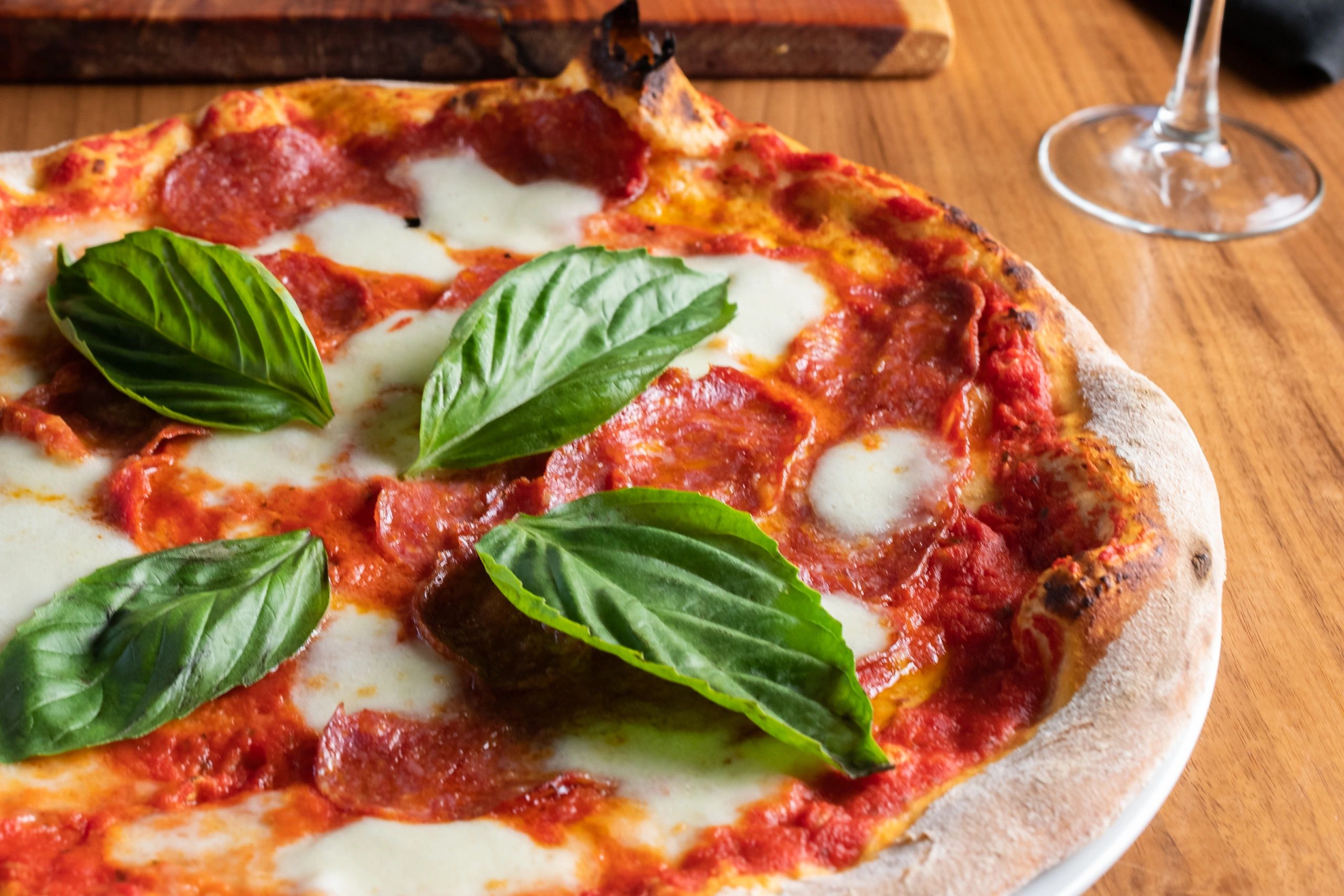 THE NEAREST PIZZA SPOT visual data 3